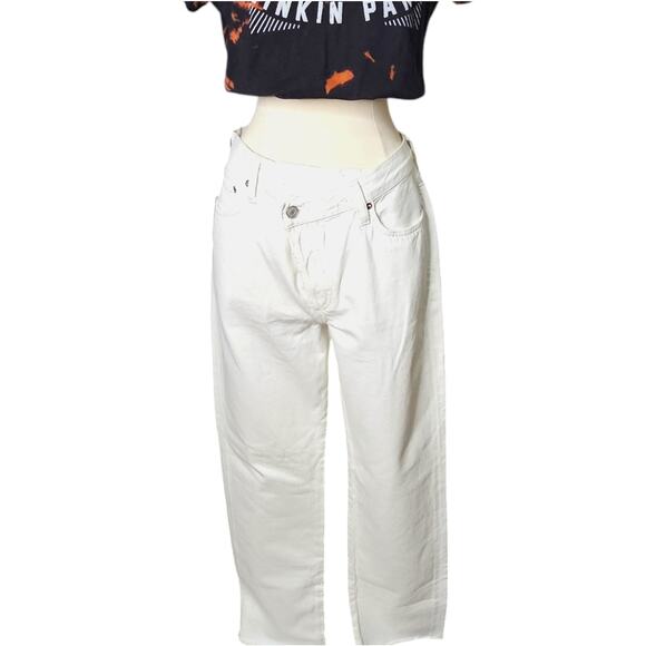 Agolde Criss Cross Asymmetrical Waist Straight Leg Jean in Element White Size 29 - Picture 5 of 11